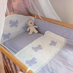 Babaágynemű halványlila pötty lepkével-1