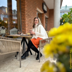 Női ruha poncsó- extra puha ekrü